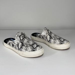 Vans Slip Ons Black and White Snakeskin Size 6